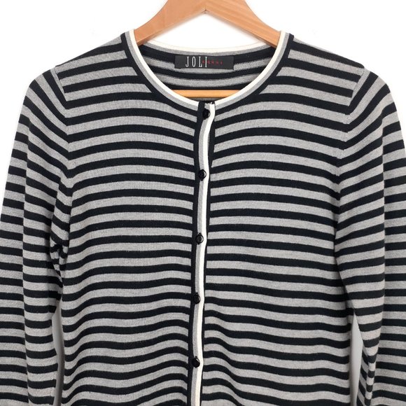 Striped Cardigan Sweater. Black Gray White. Preppygrunge Adams Family Joli aQuoi - Picture 4 of 8